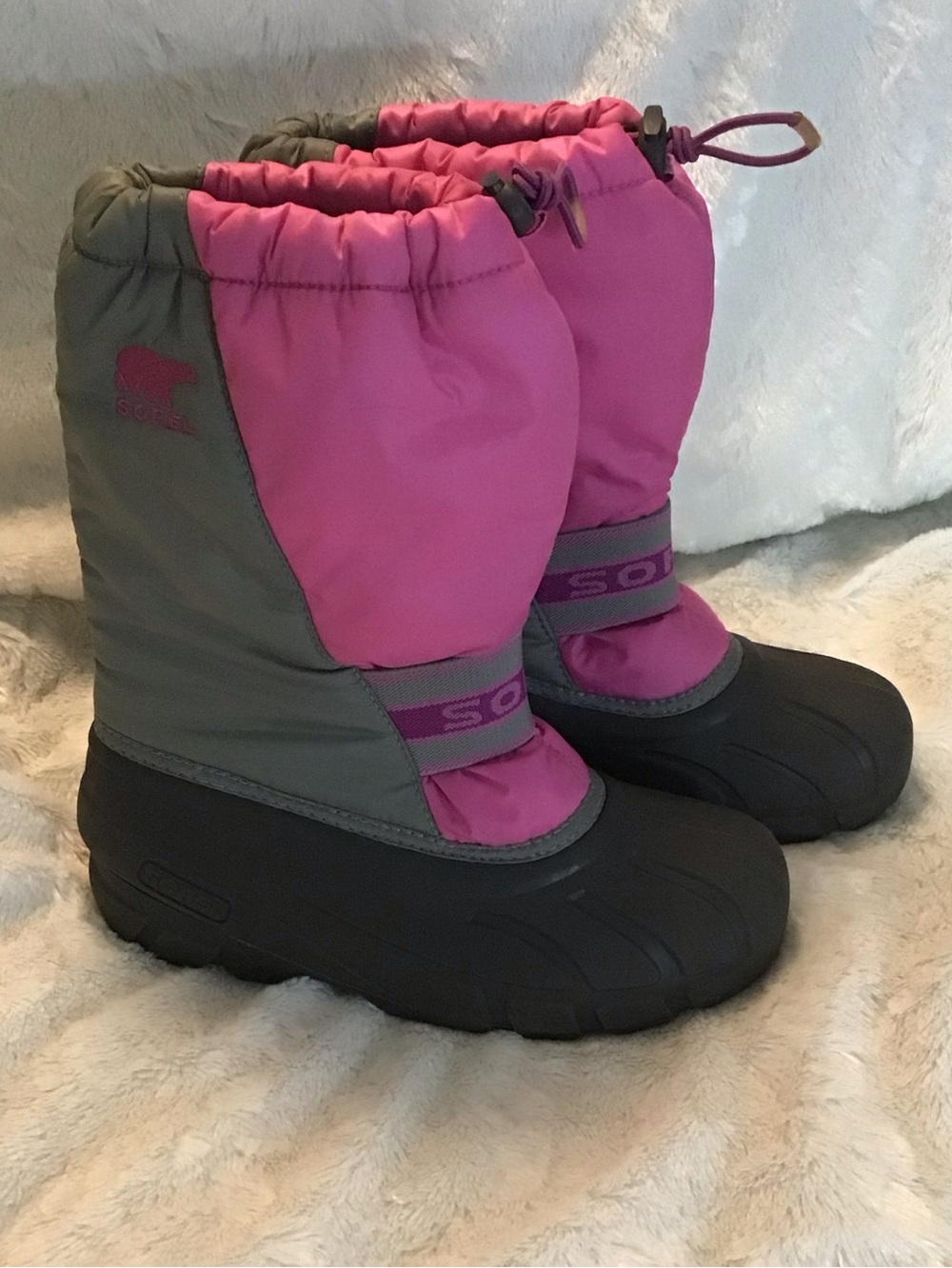 Sorel Youth Girls Snow Boots. Pink and Gray, Insulated, Waterproof,  Size 5.